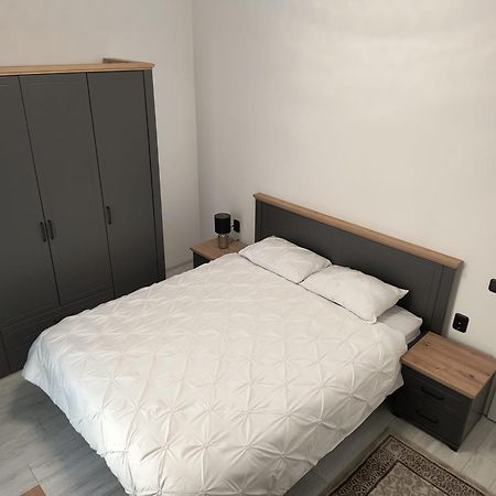 Apartment Park Lake Cluj-Napoca Eksteriør bilde